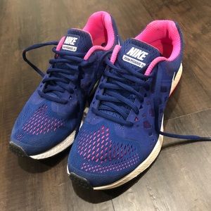 NIKE ZOOM PEGASUS SNEAKERS